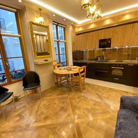 Elegant Dans Ancien Particulier